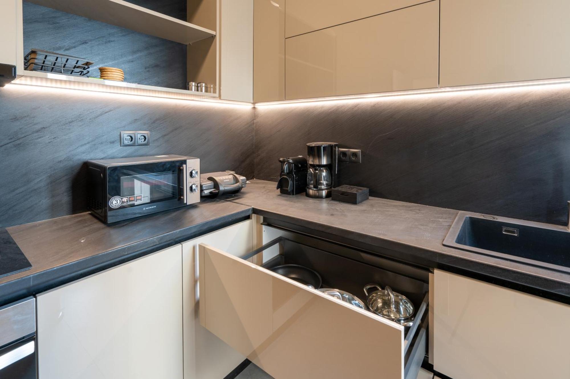 Corner Penthouse In Acropolis Apartment Athens Ngoại thất bức ảnh